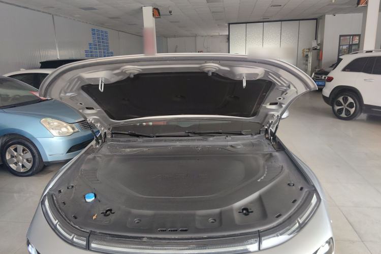 Used XPeng P7 2023 P7i 702 Max Engine Bay