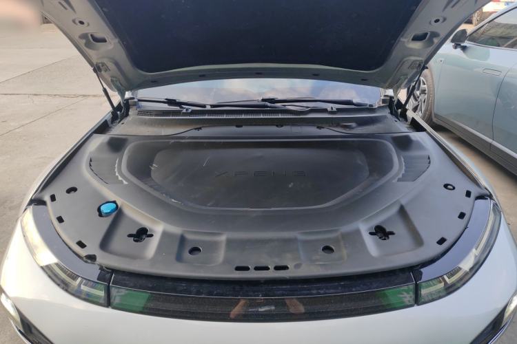 Used XPeng P7 2023 P7i 702 Pro Engine Bay