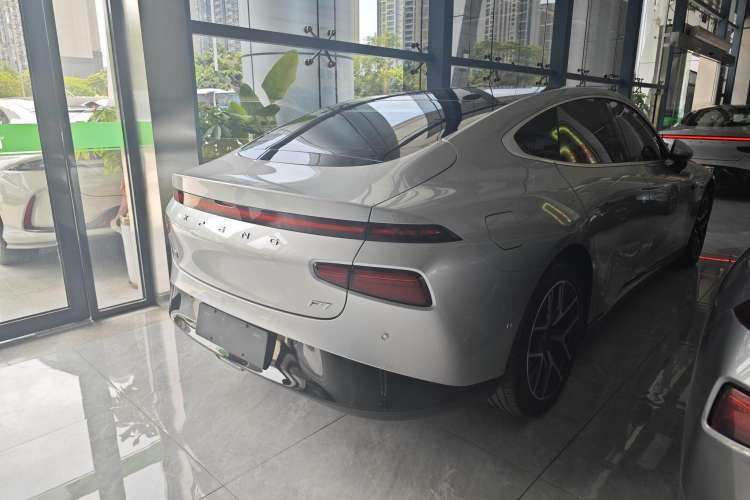 Used XPeng P7 2023 P7i 702 Max Exterior 5