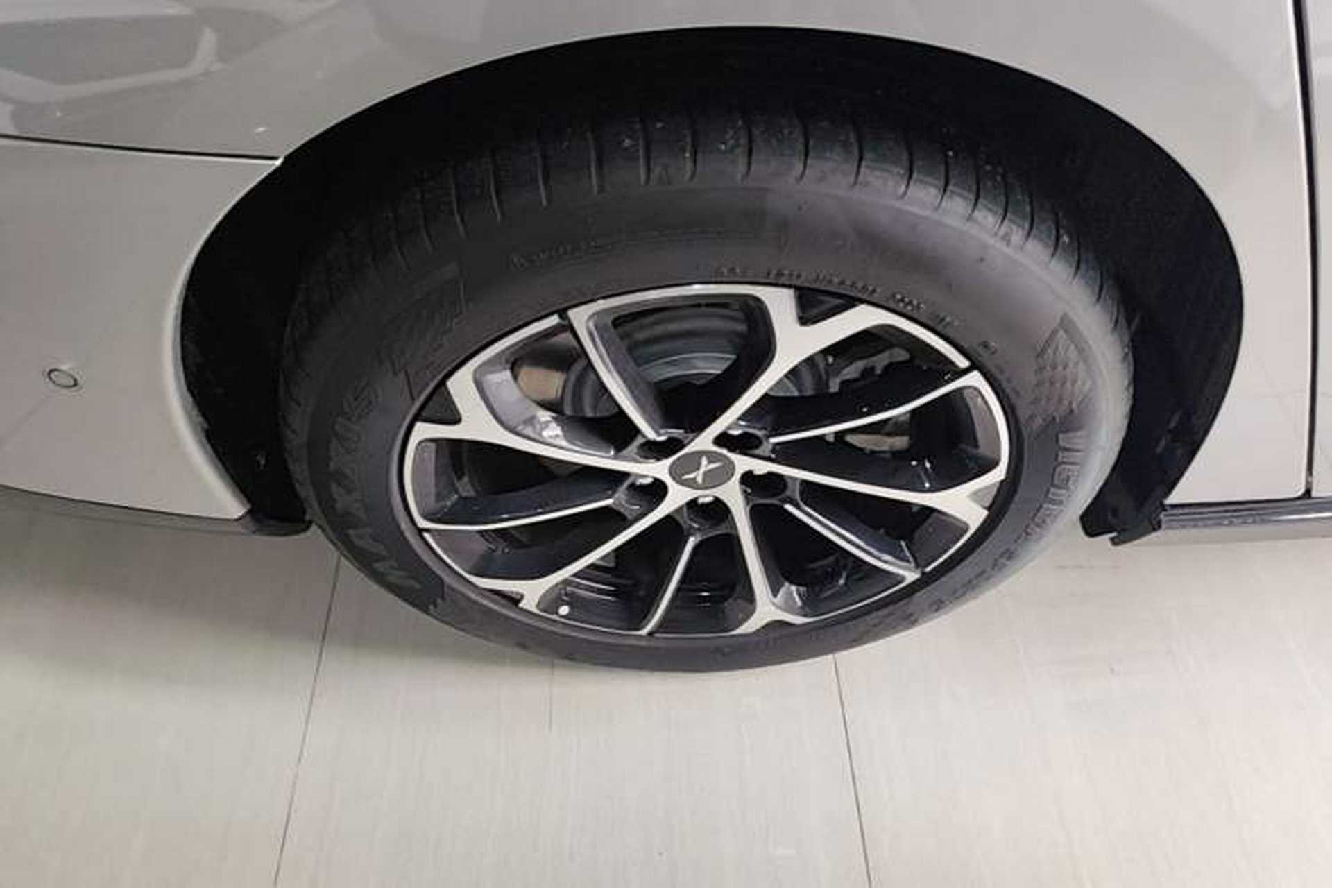 Used XPeng P7 2023 586E Exterior 5