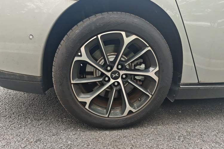 Used XPeng P7 2023 586E Exterior 7