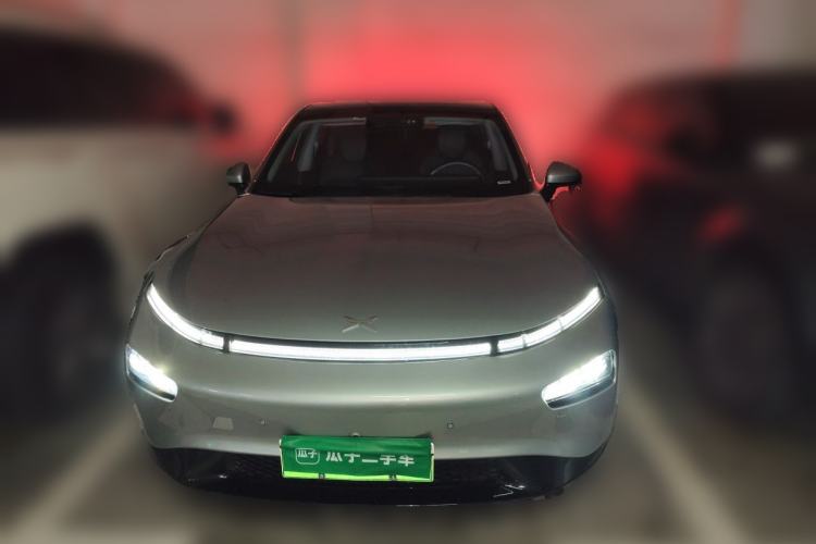 Used XPeng P7 2023 586E Front