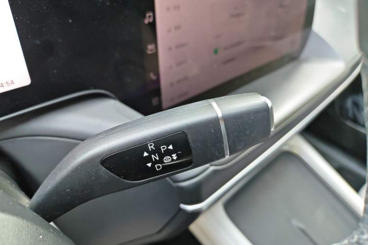 Used XPeng P7 2023 P7i 702 Pro Gear Lever