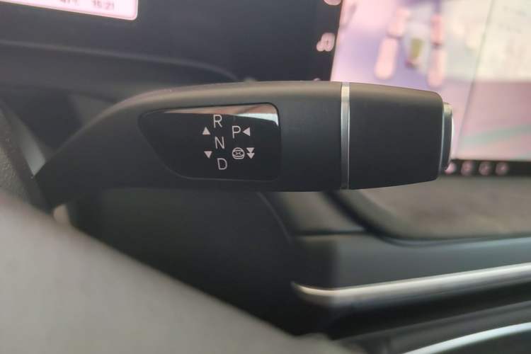 Used XPeng P7 2023 P7i 702 Max Gear Lever