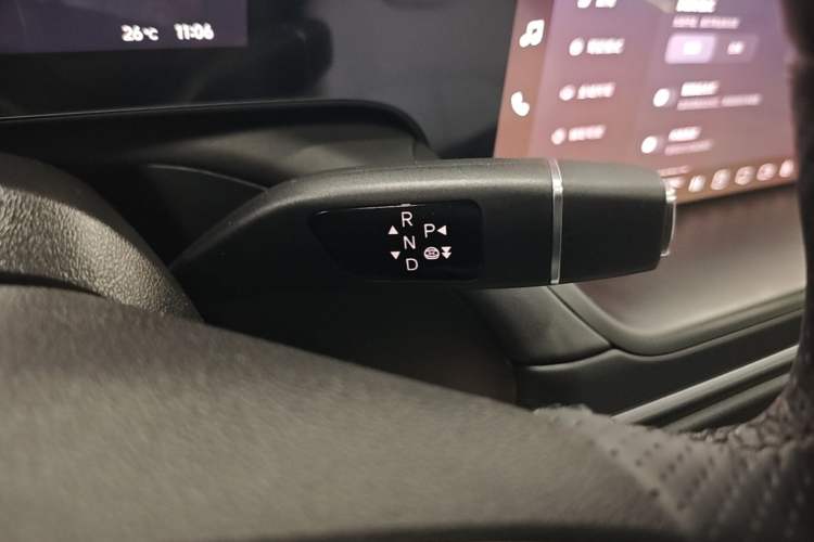 Used XPeng P7 2023 P7i 702 Pro Gear Lever
