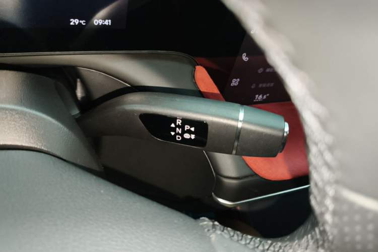 Used XPeng P7 2023 P7i 702 Pro Gear Lever