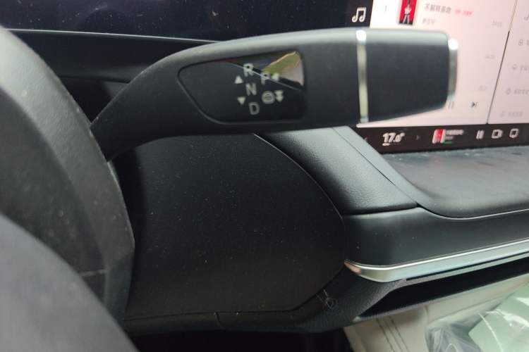 Used XPeng P7 2023 P7i 702 Pro Gear Lever