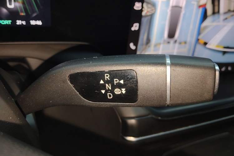 Used XPeng P7 2023 P7i 702 Pro Gear Lever
