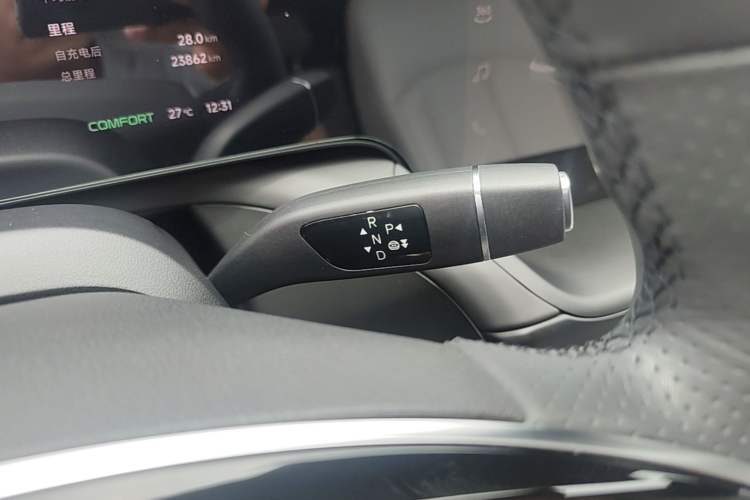 Used XPeng P7 2023 P7i 702 Pro Gear Lever