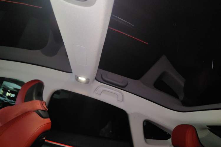 Used XPeng P7 2023 P7i 702 Max Headliner