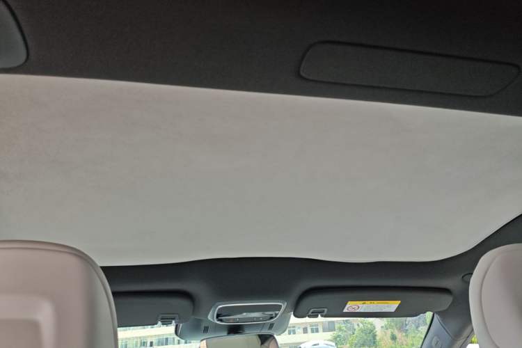 Used XPeng P7 2023 P7i 702 Max Headliner