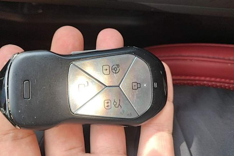 Used XPeng P7 2023 P7i 610 Max Performance Edition Interior 1