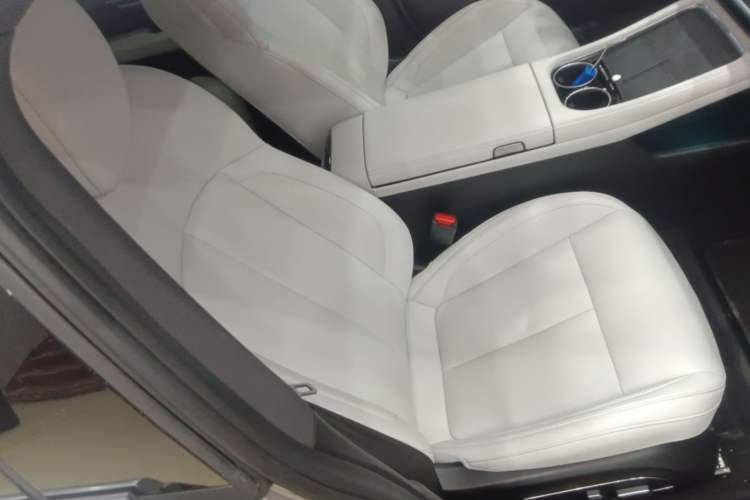 Used XPeng P7 2023 P7i 702 Max Interior 10