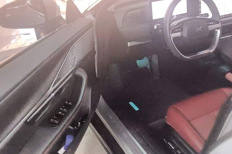 Used XPeng P7 2023 P7i 702 Pro Interior 2