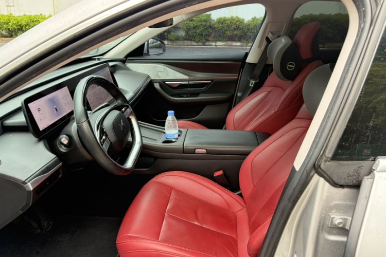 Used XPeng P7 2023 P7i 702 Pro Interior 2