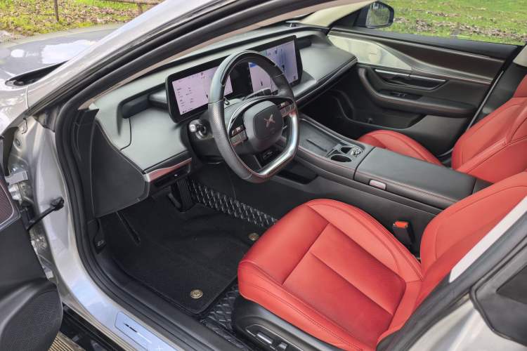 Used XPeng P7 2023 P7i 702 Pro Interior 2