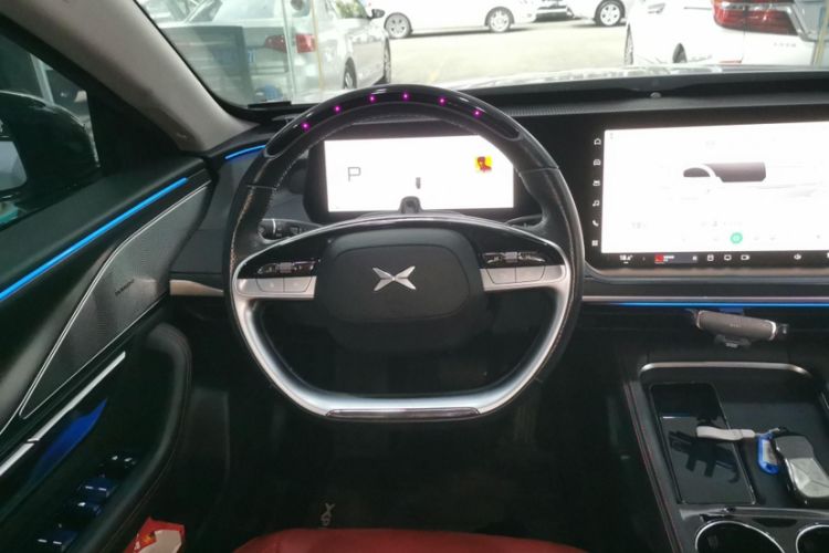 Used XPeng P7 2023 P7i 610 Max Performance Edition Interior 2