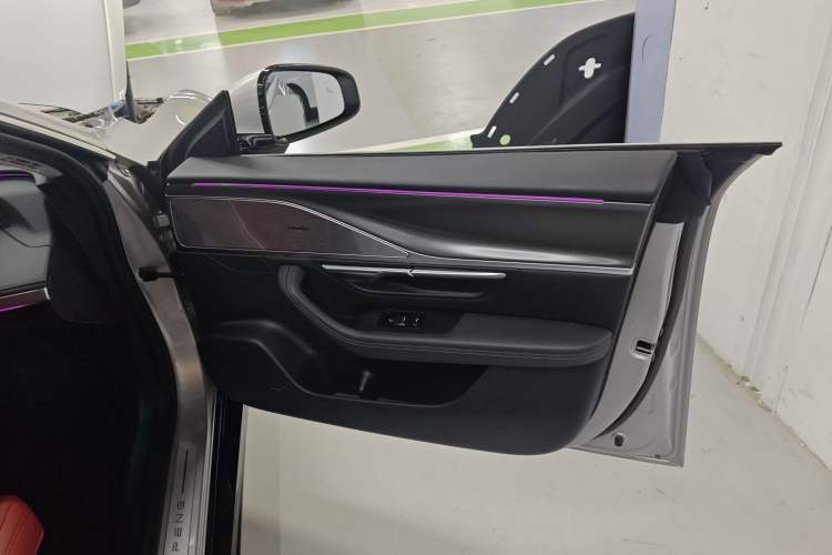 Used XPeng P7 2023 P7i 702 Max Interior 2