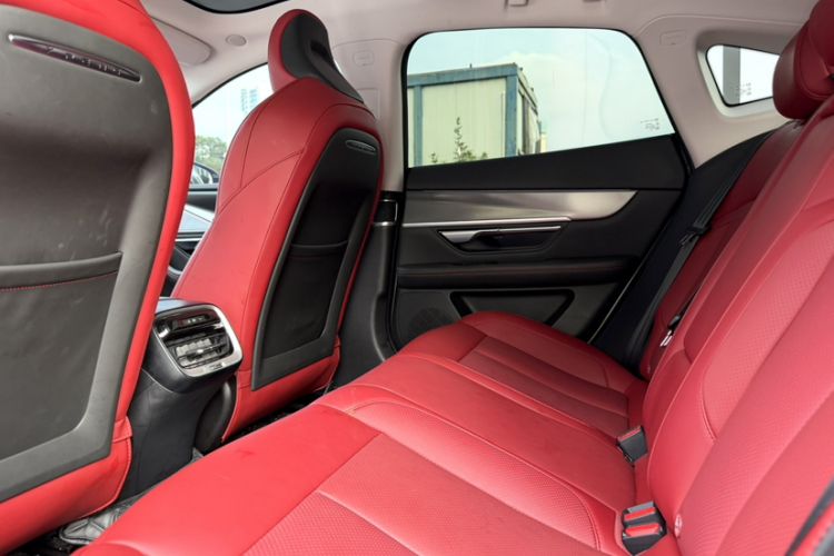 Used XPeng P7 2023 P7i 702 Pro Interior 2