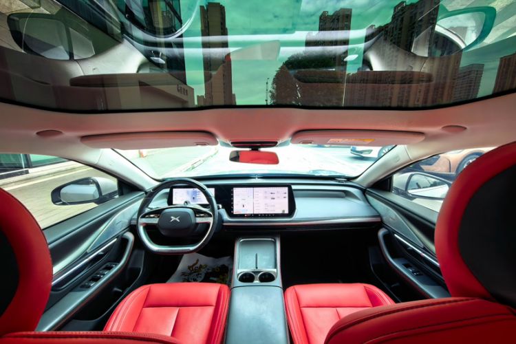 Used XPeng P7 2023 P7i 702 Max Interior 2