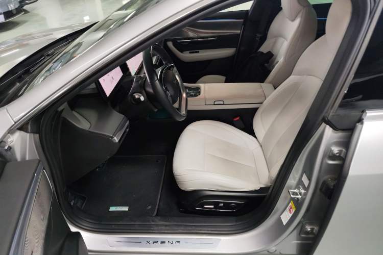 Used XPeng P7 2023 P7i 702 Max Interior 3