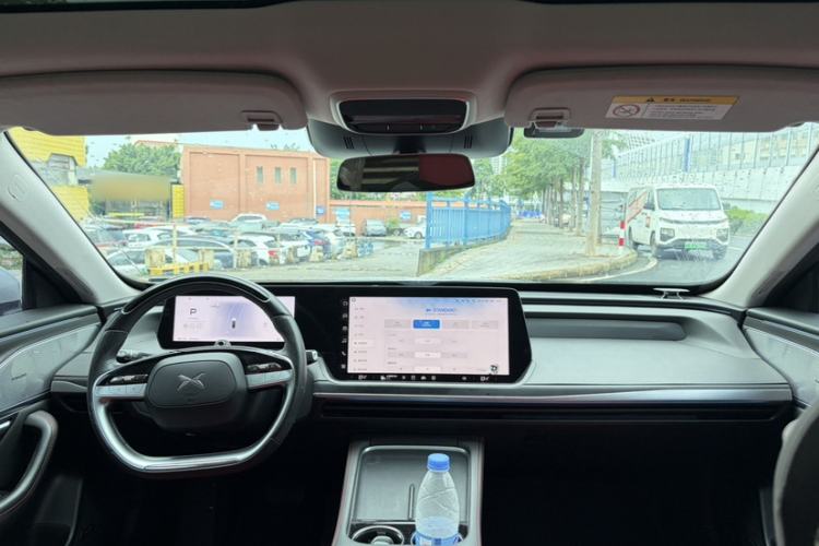 Used XPeng P7 2023 P7i 702 Pro Interior 4