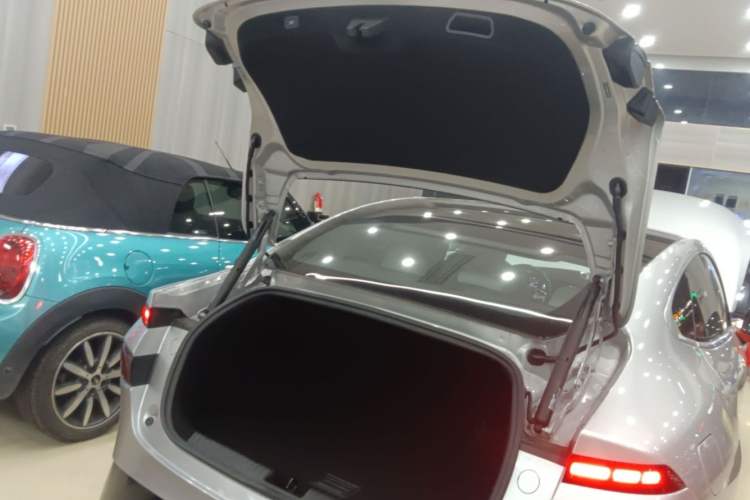 Used XPeng P7 2023 P7i 702 Max Interior 4
