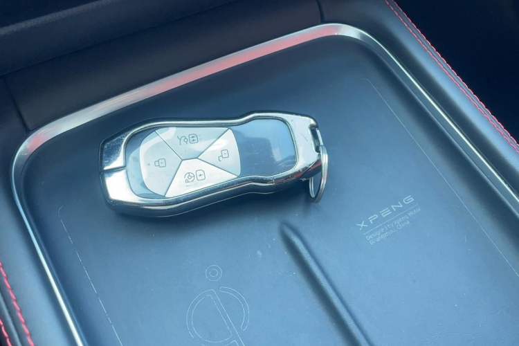 Used XPeng P7 2023 P7i 702 Pro Interior 4