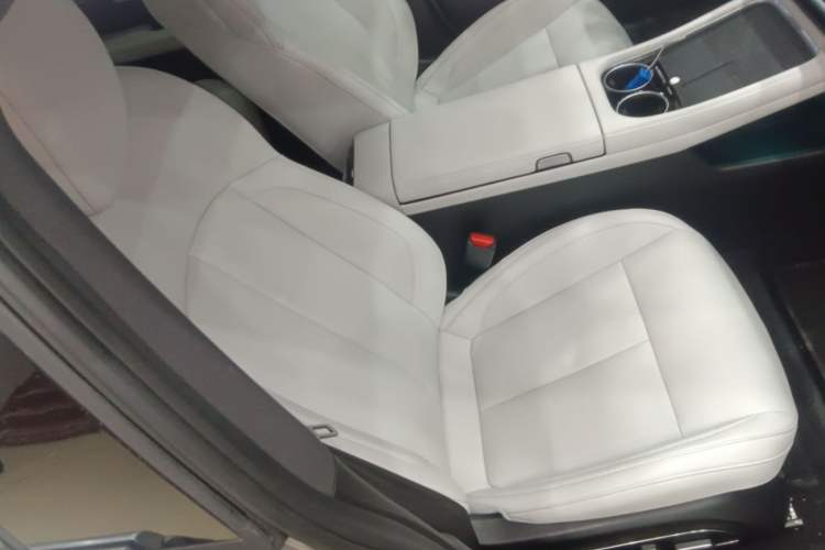 Used XPeng P7 2023 P7i 702 Max Interior 5
