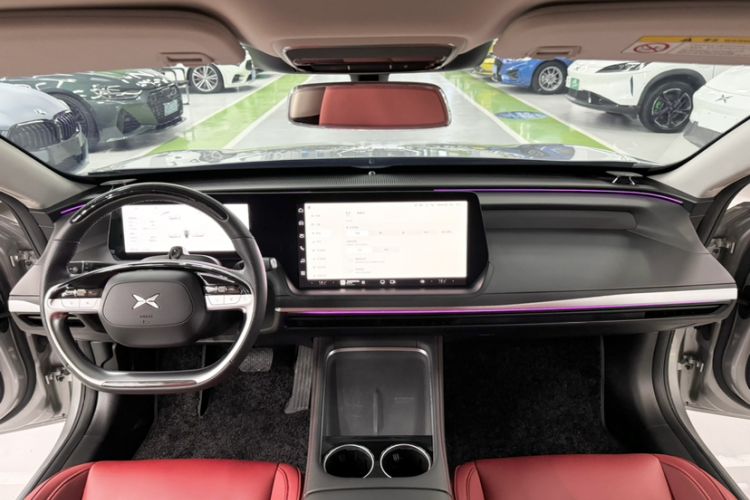 Used XPeng P7 2023 P7i 702 Max Interior 7