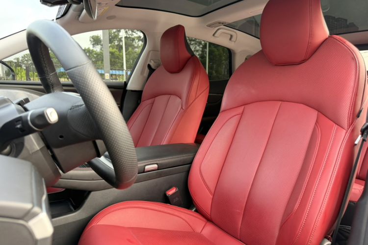 Used XPeng P7 2023 P7i 702 Pro Interior 7