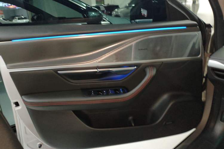 Used XPeng P7 2023 P7i 610 Max Performance Edition Left Front Door Interior