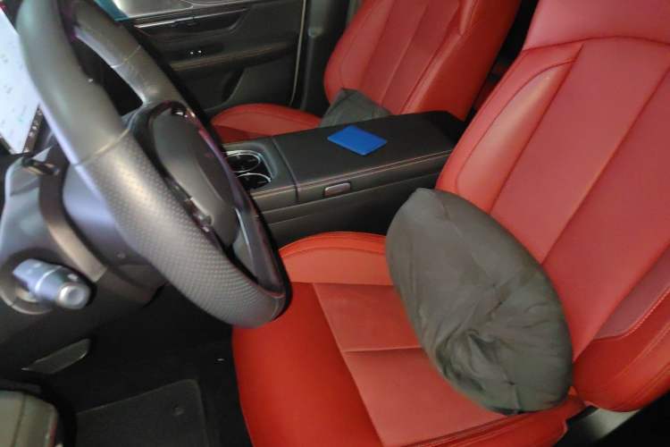 Used XPeng P7 2023 P7i 702 Max Left Front Seat