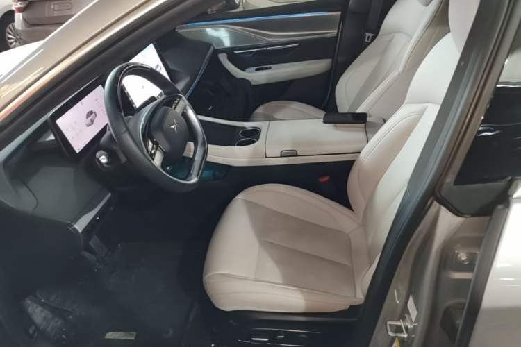 Used XPeng P7 2023 P7i 702 Pro Left Front Seat