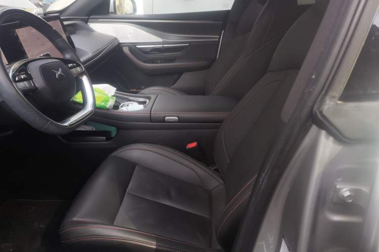 Used XPeng P7 2023 P7i 702 Pro Left Front Seat