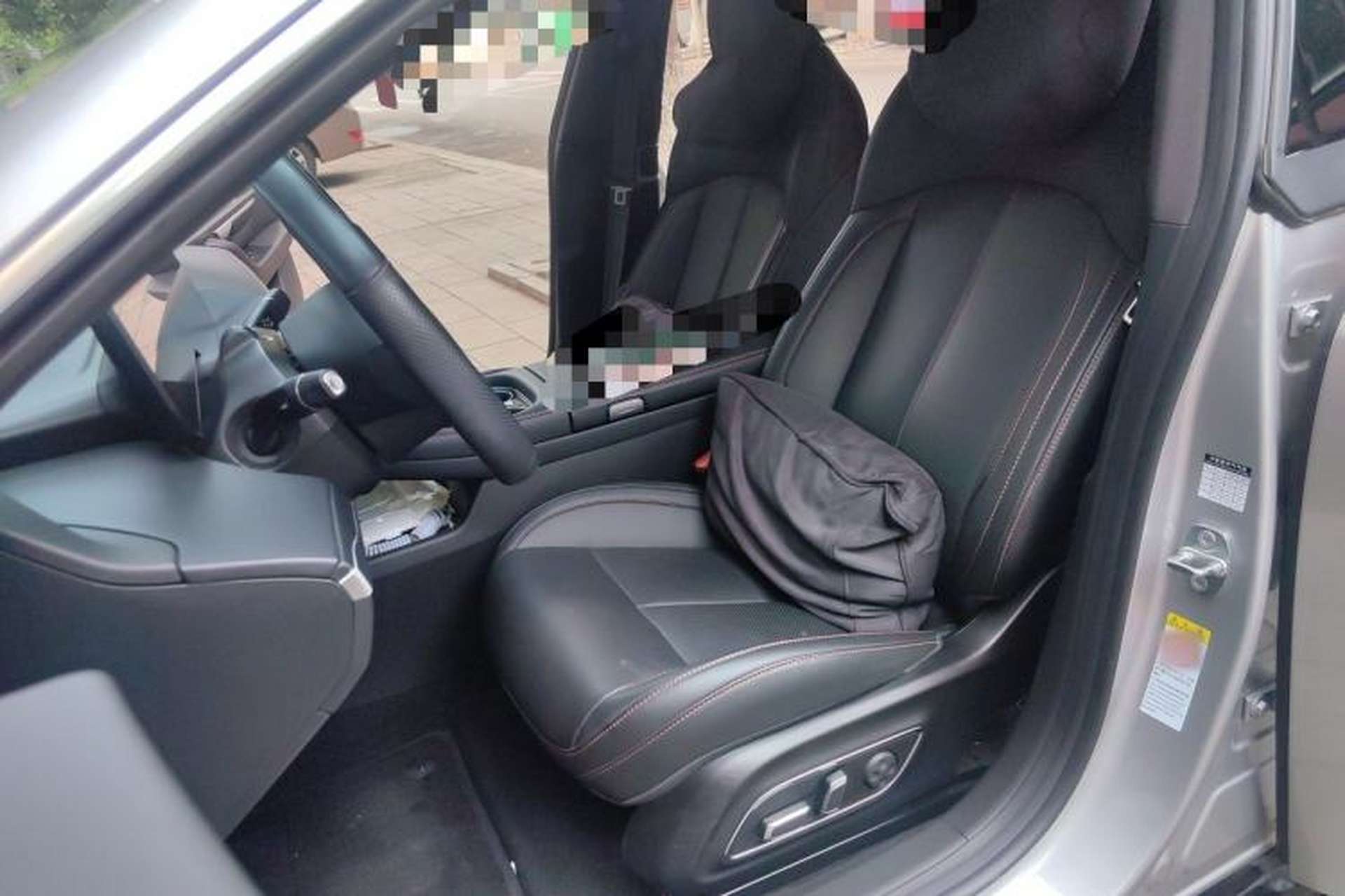 Used XPeng P7 2023 P7i 702 Pro Left Front Seat