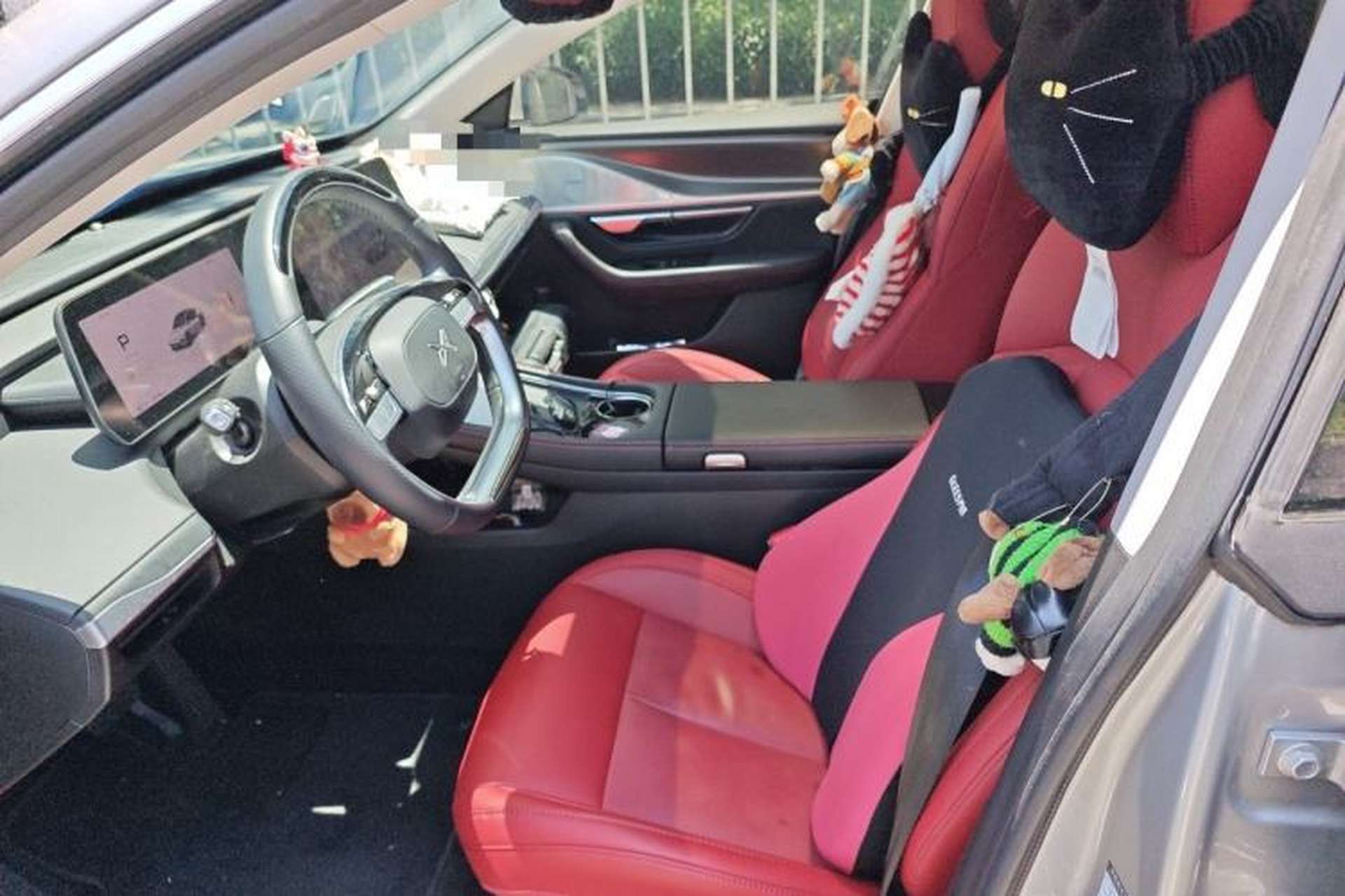 Used XPeng P7 2023 P7i 702 Pro Left Front Seat