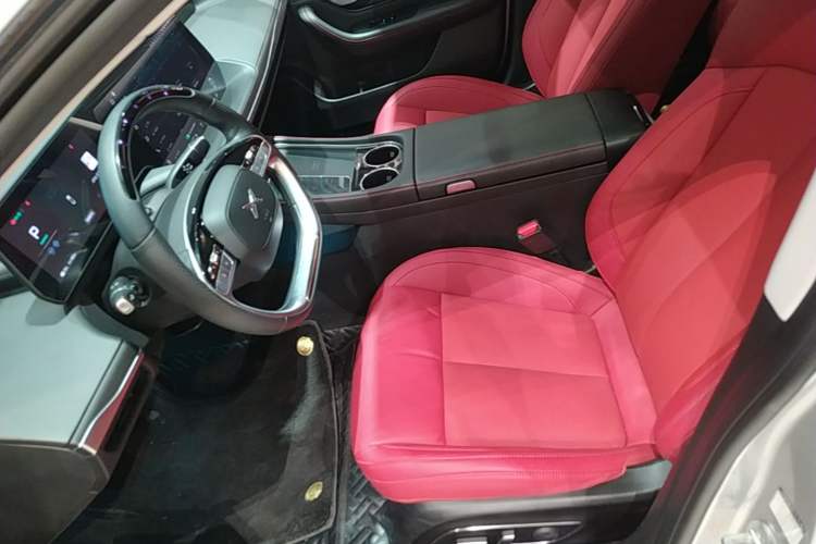 Used XPeng P7 2023 P7i 702 Pro Left Front Seat