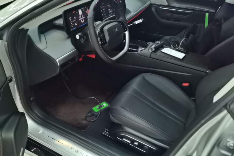 Used XPeng P7 2023 586E Left Front Seat