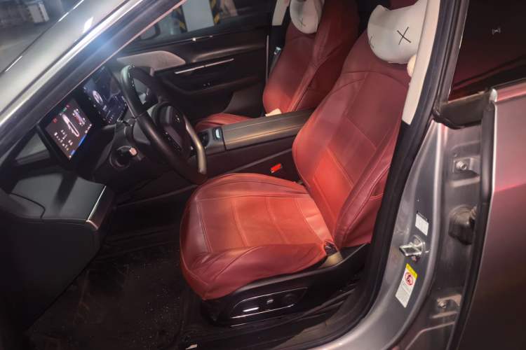 Used XPeng P7 2023 586E Left Front Seat