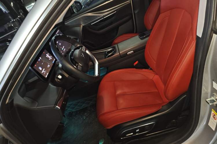 Used XPeng P7 2023 P7i 702 Pro Left Front Seat