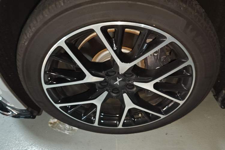 Used XPeng P7 2023 P7i 702 Pro Left Front Wheel Hub