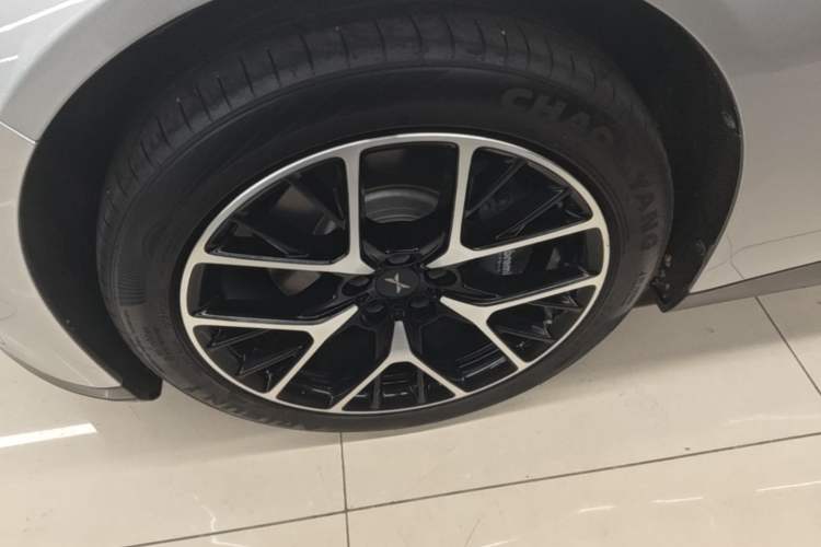 Used XPeng P7 2023 P7i 702 Pro Left Front Wheel Hub
