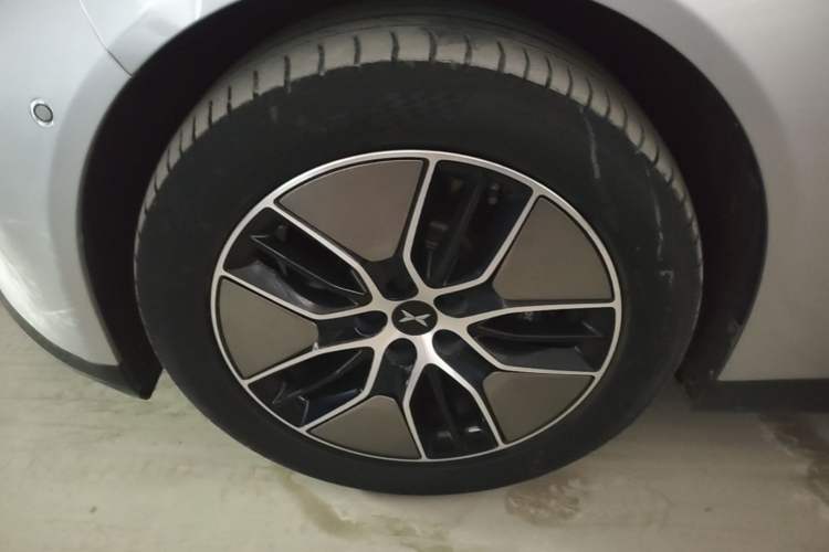 Used XPeng P7 2023 P7i 702 Pro Left Front Wheel Hub