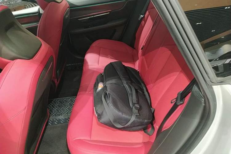 Used XPeng P7 2023 P7i 702 Pro Left Rear Seat