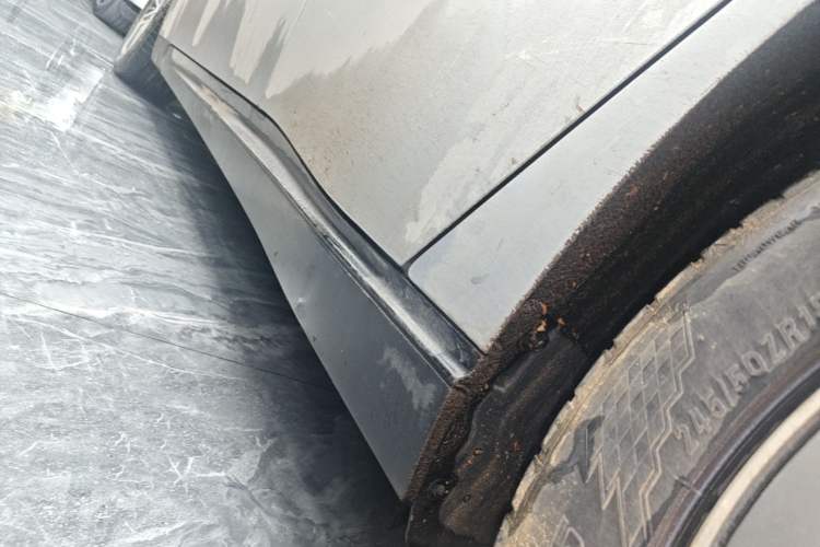 Used XPeng P7 2023 P7i 702 Max Left Side Sill