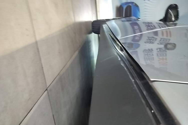 Used XPeng P7 2023 P7i 702 Max Left Side Sill