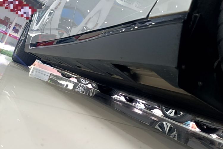 Used XPeng P7 2023 P7i 702 Pro Left Side Sill