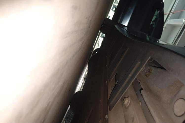 Used XPeng P7 2023 P7i 702 Pro Left Side Sill