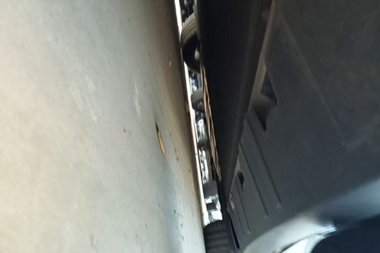 Used XPeng P7 2023 P7i 702 Pro Left Side Sill